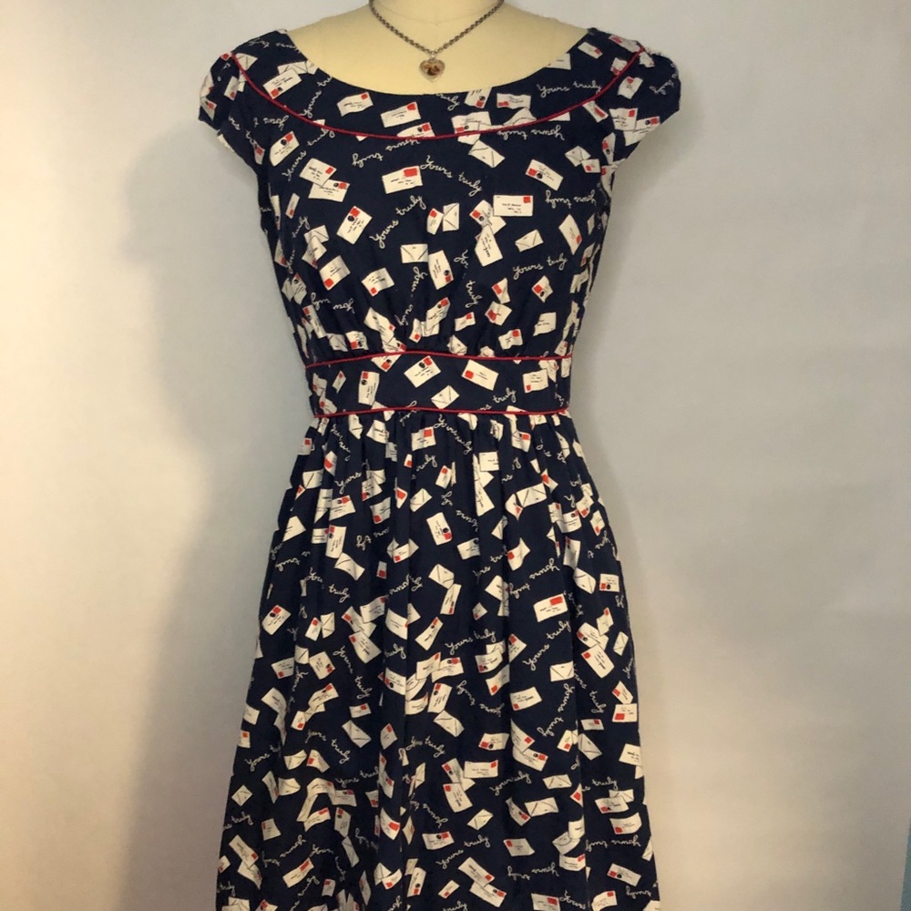 Emily & Fin Yours Truly Love Letter Retro Dress Modcloth Size MD *Pockets!* - Picture 12 of 12